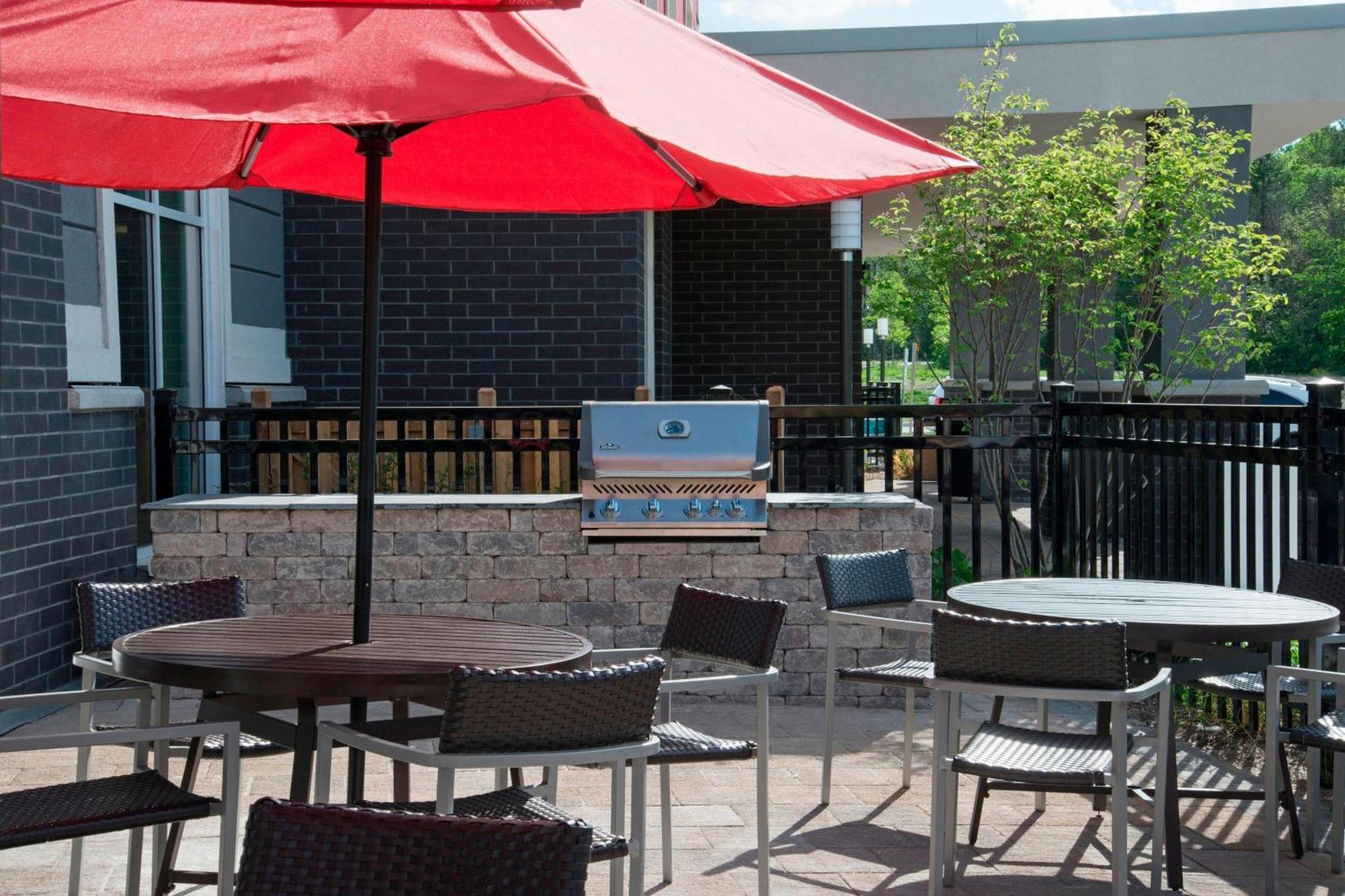 Towneplace Suites By Marriott Ottawa Kanata Экстерьер фото